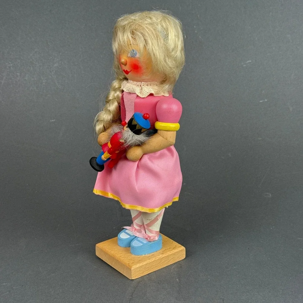 Vintage Holzkunst Christian Ulbricht Wooden Nutcracker 